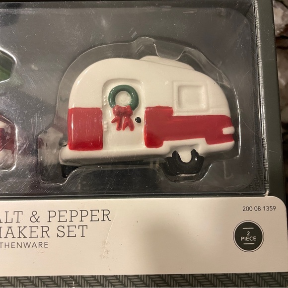 Target Threshold 2016 Christmas Red Car Tree Camper Salt Pepper Shaker Set - Picture 3 of 3